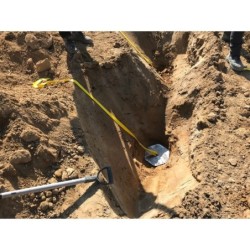 ANCHOR POINT WITH FLANGE PLATE EMBEDDED IN TRENCH 2