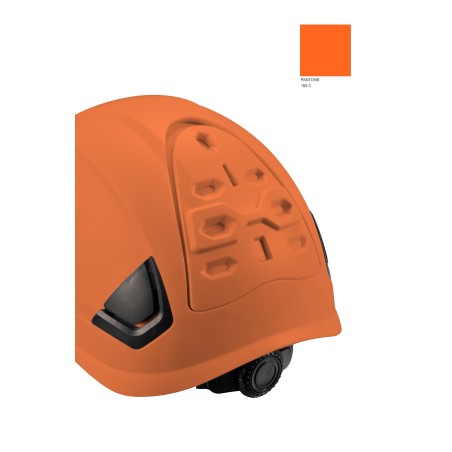 CASCO NARANJA CON VENTILACION Y BARBOQUEJO