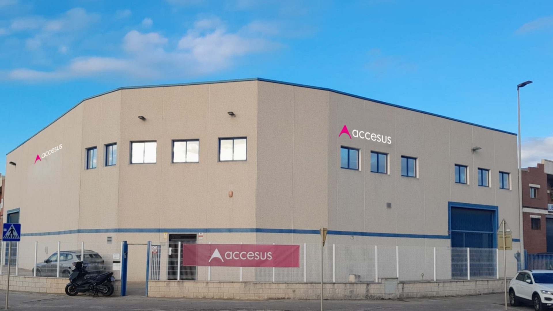 Accesus Group inaugura nuevas oficinas, showroom y almacén